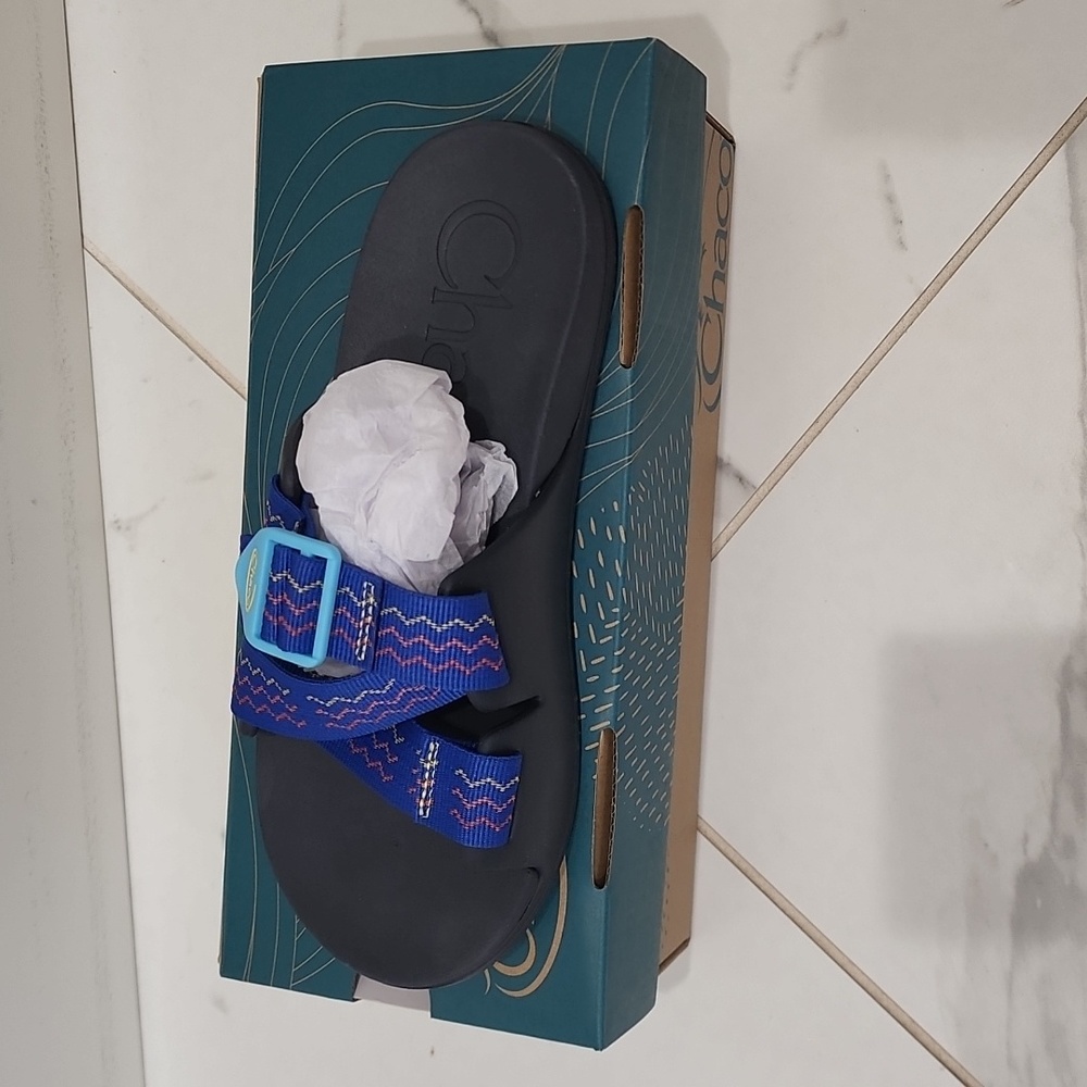 Brand new chaco slides